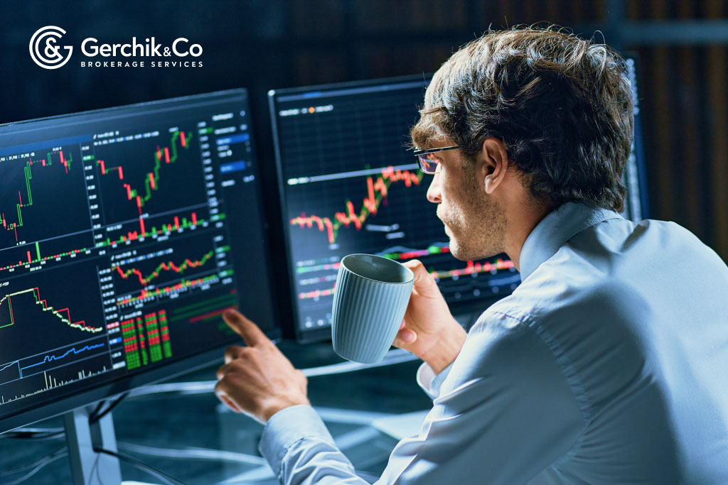 Prop Trading vs. Self-Funded: What’s the Best Fit for You?